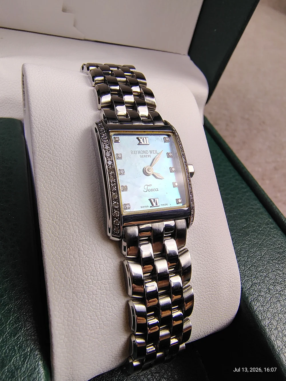 Women's RARE Raymond Weil Tosca Mother Of Pearl 5874 Blue Diamond Watch